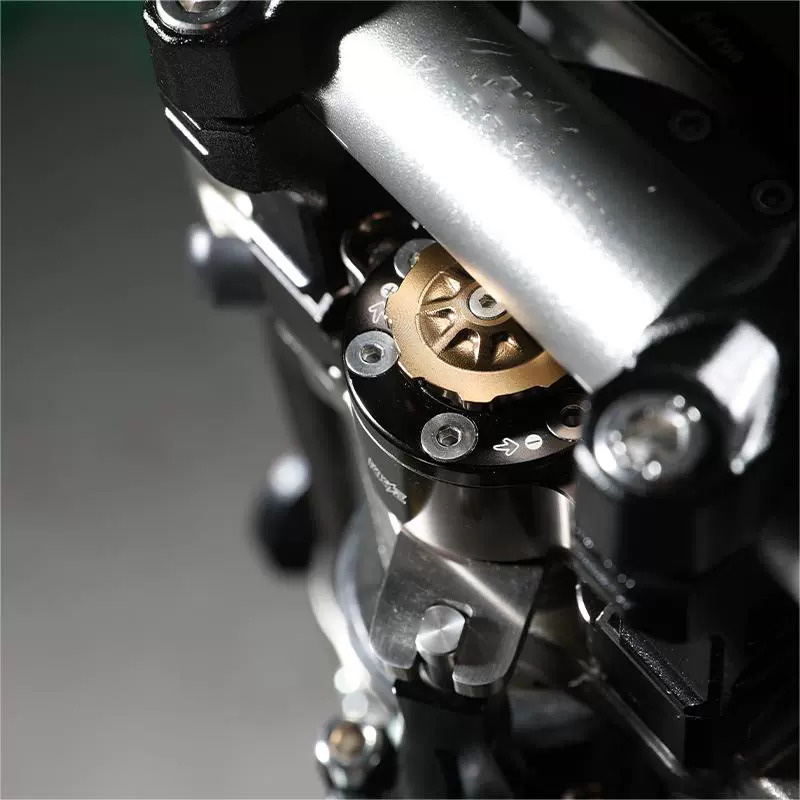 طقم تثبيت مثبت التوجيه القابل  - مراجعة Steering Damper Stabilizer Kit Cnc وسعره